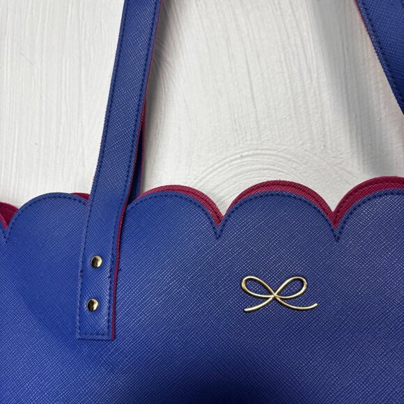 Blue Scalloped Tote Bag Faux Leather Pink Trim Bow Accent Large 18"x13" Shopper - Picture 4 of 6